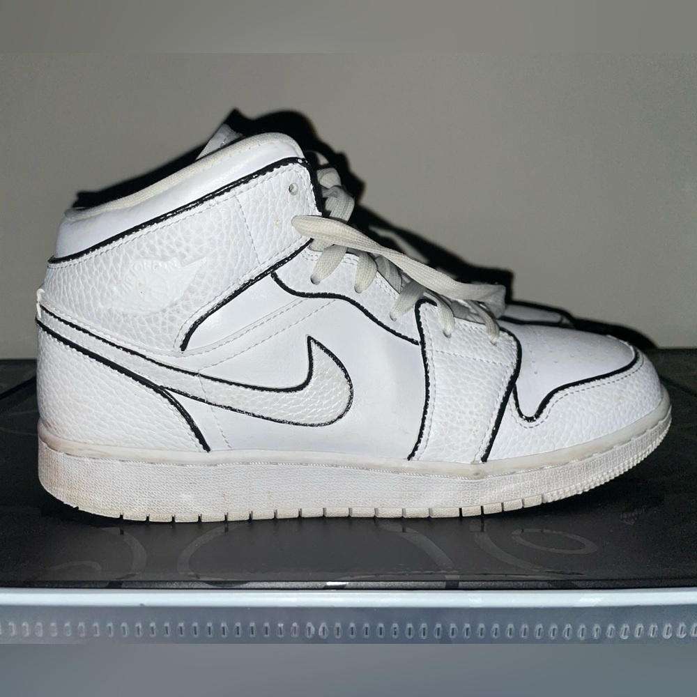 COSTOM TRIPLE WHITE JORDANS